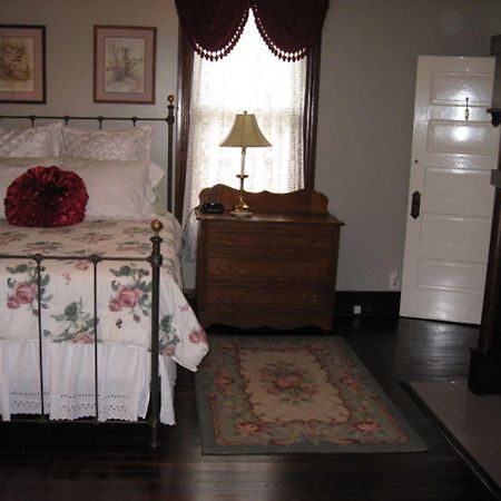 Home Sweet Home Bed & Breakfast Paris Екстериор снимка